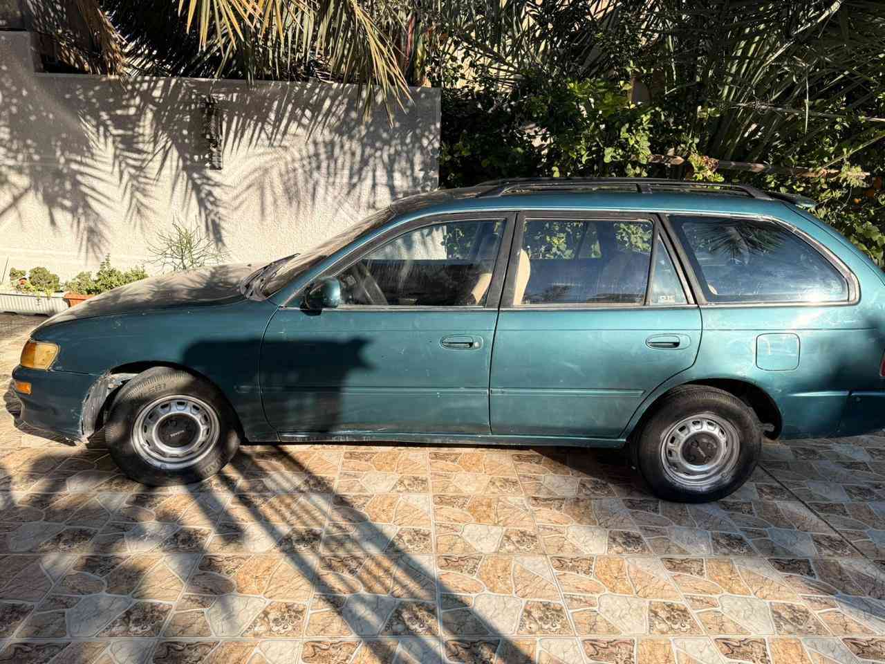 السلام عليكم 
كورلا ١٩٩٥ رقم ديالى بسمي 
مكفوله من الحادث صبغ عام 
السنويه صاقطه 
السعر ٤٦ وبيها مجال بسيط 
مكاني ديالى جديده الشط 
***********
