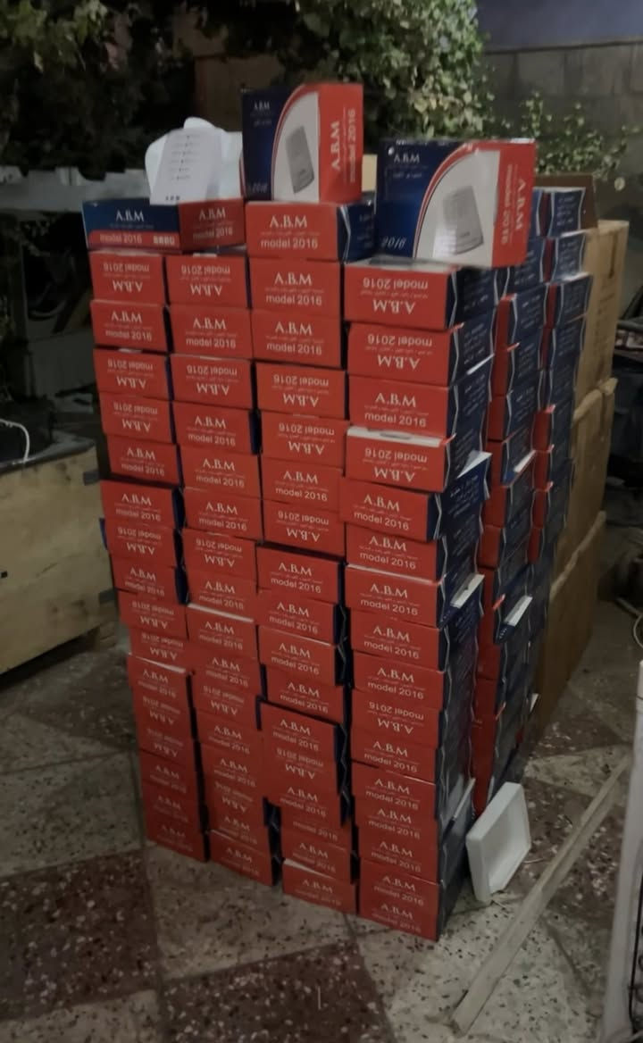 كارتون جينج اوفر ABM
كارتون جينج اوفر 20 قطعه السعر بس 200 الف
يعني قطعه 10 الف بس 
العدد بس 50 كارتون
-----
حماية من الفولتيه العاليه 
بارد مشترك
2 فيوز حمايه 
اطفاء مولد ذاتي 4 خطوط
كارت
 ***********
