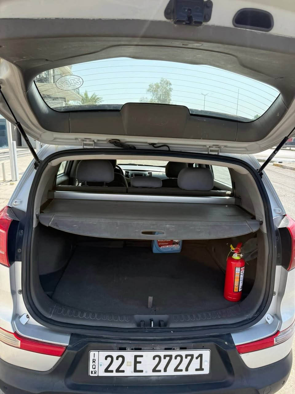 كيا سبورتج بدون قطره صبغ موضح سونار 
السعر ١٣١ بيها مجال بسيط كلش

بيها بوارد فقط و بيها جراد بالقمارة 

السيارة محرك 2.000 دوش المرغوب

رقم اربيل مميز باسمي 

هزة بشهر ٩ 

السيارة حدادية ١٠٠٪؜ 

كير محرك خير من الله
مبيها اي نقص 

ماشية ١٨٩ الف كيلو 

السعر ١٣١ بيها مجال بسيط حك جية

مكانها بغداد الدورة 
*********** بغداد, العراق
