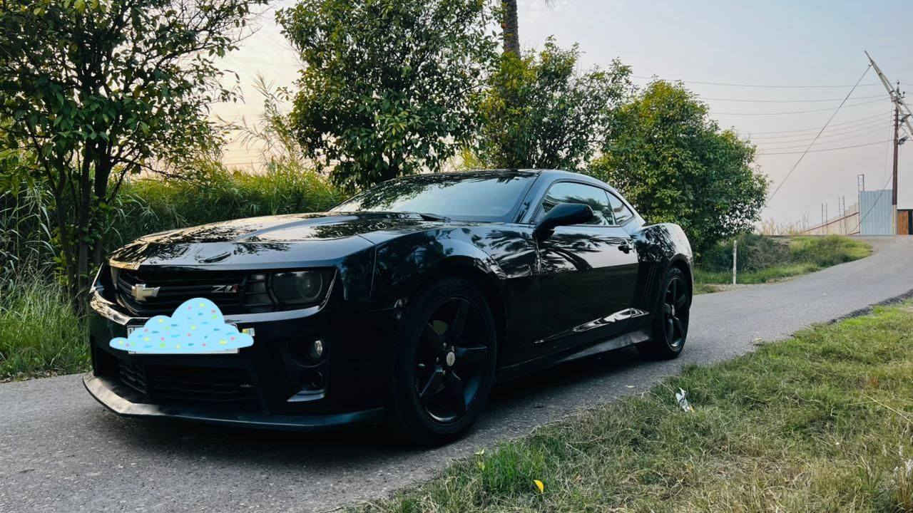 اقرا التفاصيل كامله واتصل غير متواجدين عالفيس 
السلام عليكم *********** 
كمارو 2011 وارد كلين يايتل LT كلش نظيفه وحلوه 
السعر 75 ورقه قفل محرك جديد ٣٦٠٠ ٦ سلندر كير كهربائيات صدر نظيفات رقم شمالي الدولي شرط
التحويل او الوكالة كير مكينه حد اديه تخم تاير سياره جاهزه بدون نقص مكانه بغداد المدائن وهاذا تقرير مال امريكا ورقم الشخصي ماشية 15 الف ميل كلين بدون
ضرر بدون ايرباك لا يوجد غرق لا حريق حسب التقرير 
محرك 3600  تو ويل 2G1FB1EDXB9148924 بغداد, العراق
