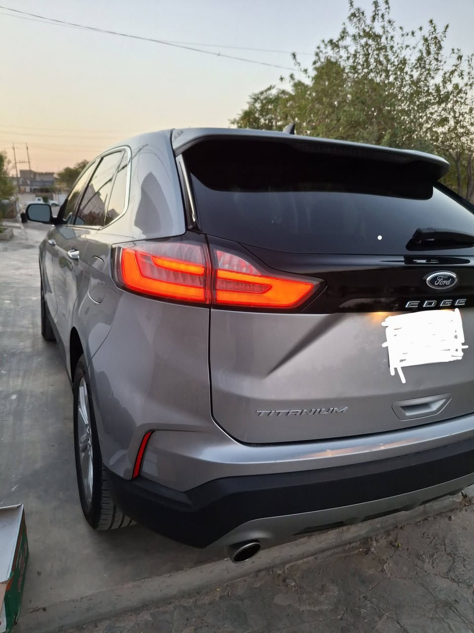 𝟐𝟎23 𝐅𝐎𝐑𝐃 𝐄𝐃𝐆𝐄-𝐓𝐈𝐓𝐀𝐍𝐈𝐔𝐌

فورد اديج (TITANIUM) موديل : 2023

(رقــم هـزة فـحـص سنويه جـديــد 2030)

تــحـویـل و وکــالە نـفس الیــوم

اللوان : سلفر

حجم المحرك : 2.0L TURBO (4,سلندر)

ملاحظة السيارة : بونيد سبخ
32mil ماشی

كافة الايرباكات سليمة 100%

المواصفات : 𝐓𝐈𝐓𝐀𝐍𝐈𝐔𝐌

‏‎ابواب بصمة
‏‎بصمة تشغيل
تشغيل عن بعد
‏‎شاشة دشبول ديجيتال
كاميرا
كير شفتات ستيرين
بريك بصمة
اوتو ستارات : 𝐀𝐔𝐓𝐎 𝐒𝐓𝐀𝐑𝐓
اوتو ستوب : 𝐀𝐔𝐓𝐎 𝐒𝐓𝐎𝐏
رادار امامي (تحديد مسار)
‏‎رادار جانبي (نقاط عمياء)
‏‎رادار خلفي (التحذير من الاصطدام)
‏‎حساسات امامي
‏‎حساسات جانبي
‏‎حساسات خلفي
وایرلس جارج
نظام : 𝐄𝐂𝐎
نظام : 𝐍𝐎𝐑𝐌𝐀𝐋
نظام : 𝐒𝐏𝐎𝐑𝐓
‏‎تحكمات استيرن
‏‎استيرن هيتر
كشنات جلد
‏‎كشنات كهربائي
كشنات خزن+ميموري
‏‎كشنات هتر
‏‎تبريد لمس
‏‎تبريد مركزي
‏‎صندوق شفط كهربائي
‏‎لايتات 𝐋𝐄𝐃 ليد وعدسة زينون
‏‎بلوجكترات 𝐋𝐄𝐃 ليد
‏‎بكلايتات 𝐋𝐄𝐃 ليد
ويل كروم

‏‎تفاصيل اكثر الاتصال علی ارقام التاليه
رقم حلبجە
‏ ***********
***********

عنوان📍حلبجە شهید
