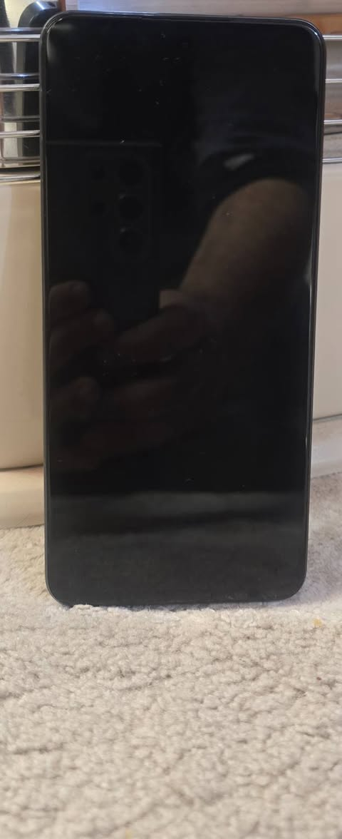 ريلمي 12 فقط مستعمل و نظافة مثل الصورة اللون زيتوني
السعر قيمه بما يرضي الله 
العنوان ذي قار الشطره


**إذا كنت صاحب هذا الإعلان وتريد حذفه لأي سبب، رجاءا أرسل رسالة إلى الدعم الفني**