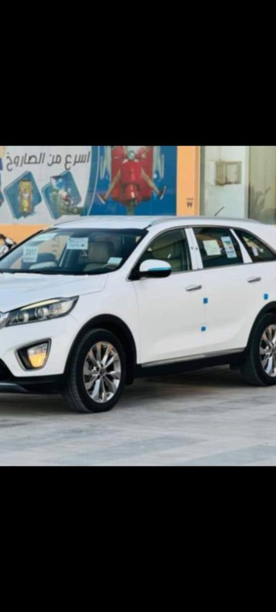 سورينتو موديل 2015 شكل موديل 16و 17 وارد خليجي  رقم بغداد انكليزي دولي  باسمي  مكينه سته سلندر سبعه راكب مواصفات فول للأخير وارد  خليجي  بيها صبغ خشم البنيد فقط والبقيه مكفول كفاله عامه  السعر 190 وبيها مجال للاستفسار *********** مكانها ناصريه المركز وشكرا جزيلا
