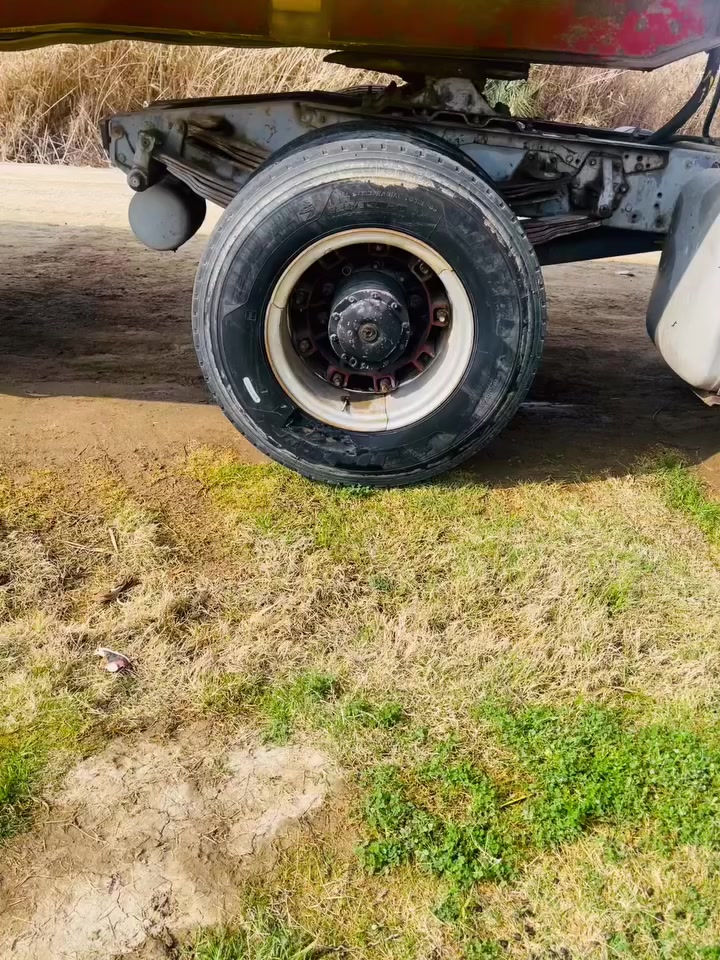 سلام عليكم تك كرواتي البيع سعره ١٥٠ بيه مجل 
مكينه ٣٨وكير كهربائي ٢٠٠


**إذا كنت صاحب هذا الإعلان وتريد حذفه لأي سبب، رجاءا أرسل رسالة إلى الدعم الفني**