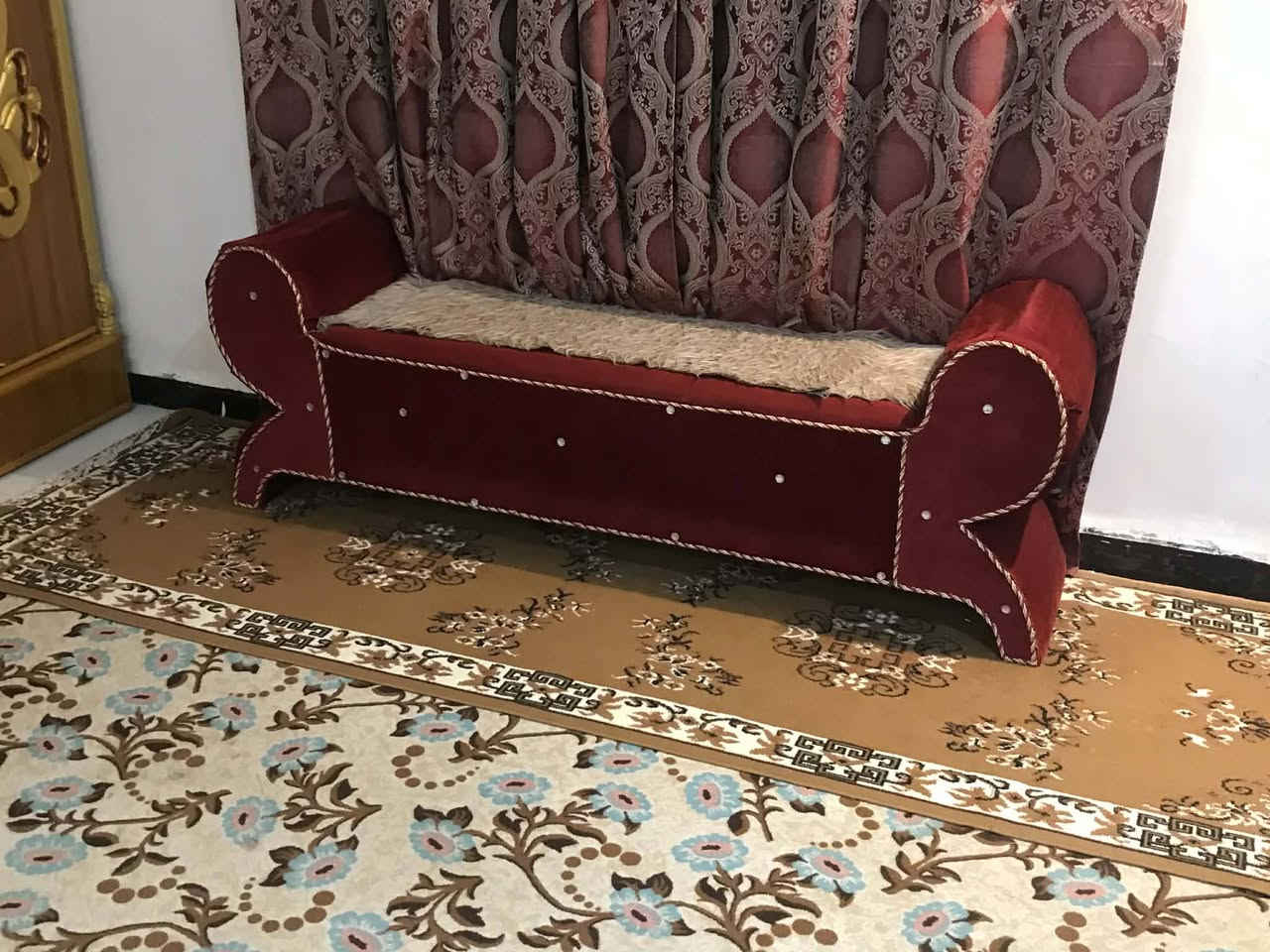 غرفه صاج تسكام  نضيفه سعر 850  نهايتها 725 مكان ابو صخير


**إذا كنت صاحب هذا الإعلان وتريد حذفه لأي سبب، رجاءا أرسل رسالة إلى الدعم الفني**