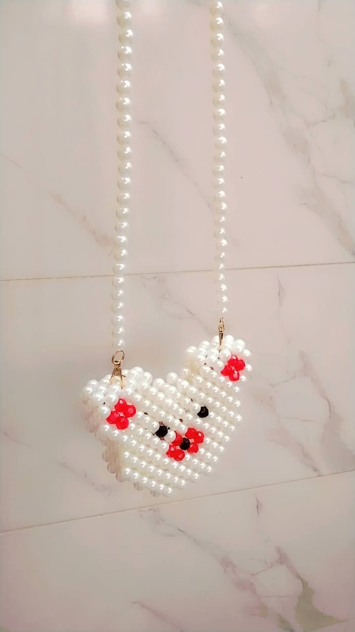 هذه الجنط هي رسالتي مفتوحه للعالم رساله الصبر والجمال والنية خطوط نظيفة وهيكل انيق مشبك متوازن وكل  شيء تذكير بأن الرقي الحقيقي يمكن في التفاصيل ونظافة الشغل 
نفذت حسب الطلب يوجد توصيل لجميع محافظات العراق وداخل هيت


**إذا كنت صاحب هذا الإعلان وتريد حذفه لأي سبب، رجاءا أرسل رسالة إلى الدعم الفني**