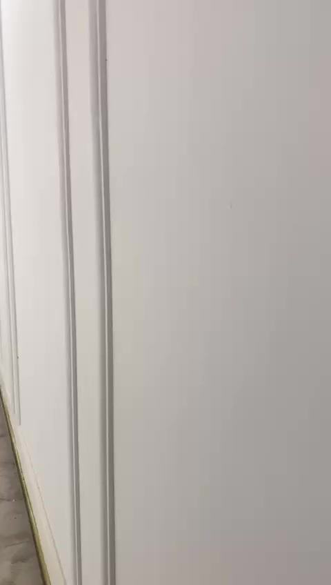 السلام عليكم ورمضان كريم علينا وعليكم 
كادر عباس النقاش كافة أنواع الديكورات 
والصباغ الاستفسار ***********
