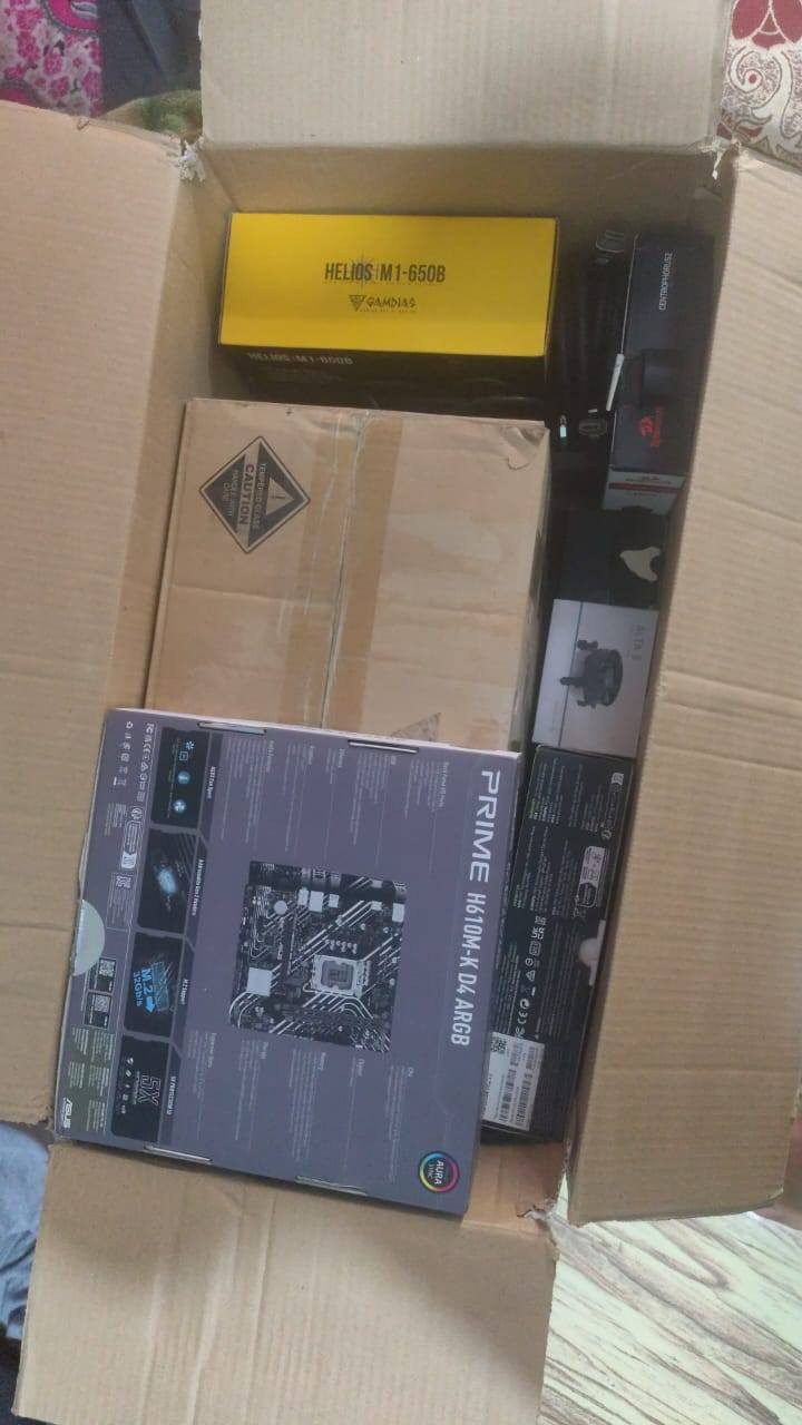 سلام .. حاسبة كاملة شد والعب
مواصفاته موجودة بالصورة مابيه اي خلل كراتين القطع موجودة

سبب البيع الكهرباء طافيه ٢٤ ساعه

سعر 750
توصيل موجود
مكاني واسط


**إذا كنت صاحب هذا الإعلان وتريد حذفه لأي سبب، رجاءا أرسل رسالة إلى الدعم الفني**