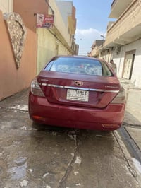 امكراند ec7 موديل 13  سياره نظيفه وكير ومحرك نظاف وبيها قطعه صغيره صبغ...