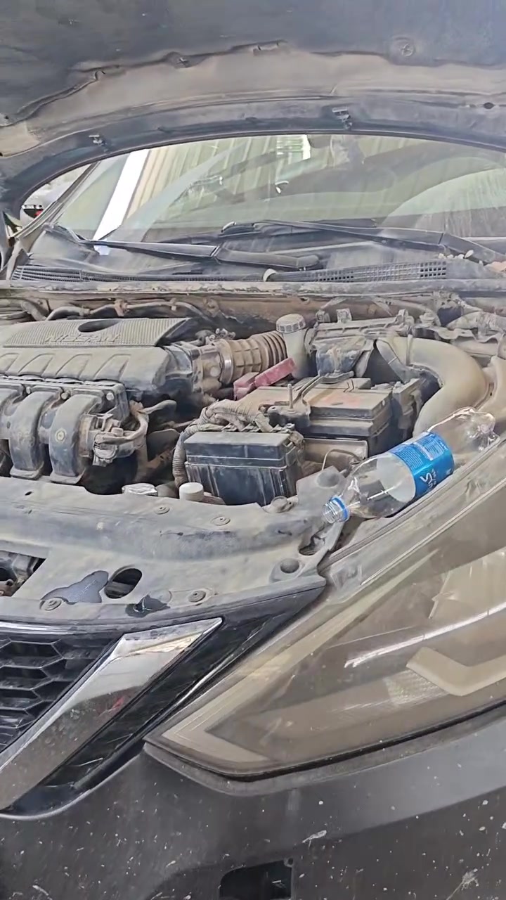 مو سيارة وحدة… ولا حالتين فقط، هاي ثقة عشرات الزبائن اللي اختارت مركز ZF لصيانة الكير الأوتوماتيك. 🚗🔧
من التشخيص الدقيق إلى الصيانة الاحترافية، نشتغل على مختلف أنواع السيارات بأحدث الأجهزة والخبرات المتخصصة.
كل سيارة موجودة اليوم داخل المركز إلها قصة، وإحنا مهمتنا نرجعها للطريق بأفضل أداء ممكن.
ZF لصيانة الكير الأوتوماتيك
خبرة… دقة… وثقة تبقى معك بكل مشوار.
📍 بابل – شارع 100 – الاستدارة الثانية من جهة كربلاء
📞 ***********
📞 *********** واتساب
