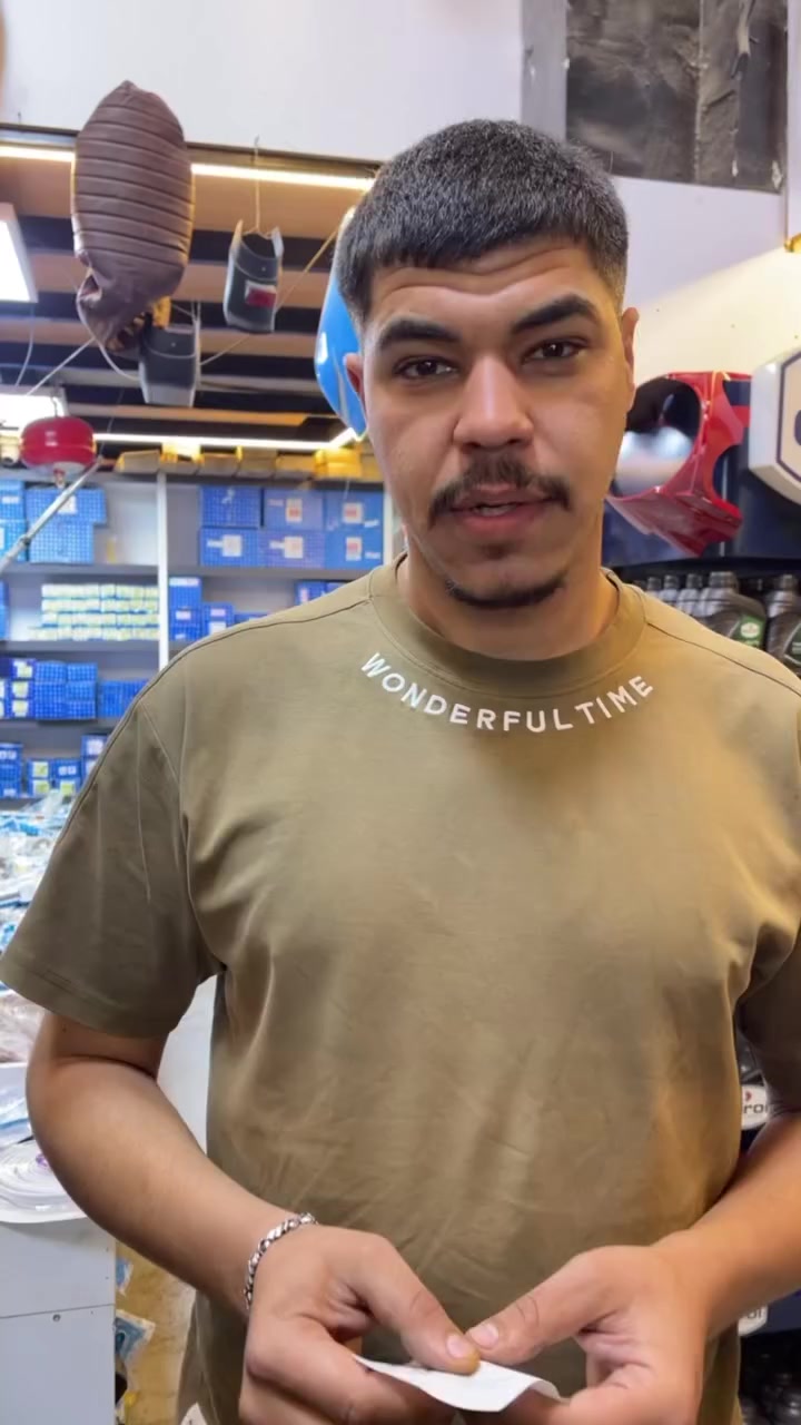 تنويه مهم كل يسمع🚨
للحجز على تجفيت او فشك دراجه مراسله رقم
***********
