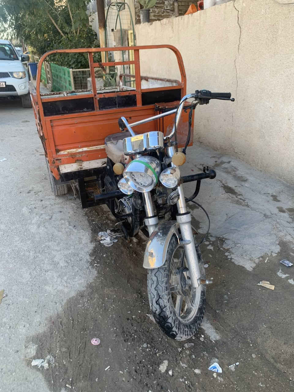 سلام عليكم من رخصة مدير الكروب شباب ستوتة جمرة ومكينة مال امتيار اوراق كاملة كمرك مدفوع ستوتة مال جناي بيهة اوراق مال امن الوطني بس من امشي مسافة وتحمى المكينة  تطفى حتمال تفيلس مضبوب مالتهة سعرهة ١٧٠٠ وبيهة مجال لطيبين ما تصرف عليهة ولا ربع ستوتة متعوب عليهة اتصل وتأمر.  ومعلومة ضفيرة جديدة وبلاجكترات جديدة وبك لايت جديد كلة شغال ودشبول ولايت جدد الستوتة. مابيهة اي نقص تاير مال سايبة جدد ورك ما مدكوك ولا طاخينة مكفولة من الاكسن وصبغ ولضربة


**إذا كنت صاحب هذا الإعلان وتريد حذفه لأي سبب، رجاءا أرسل رسالة إلى الدعم الفني**