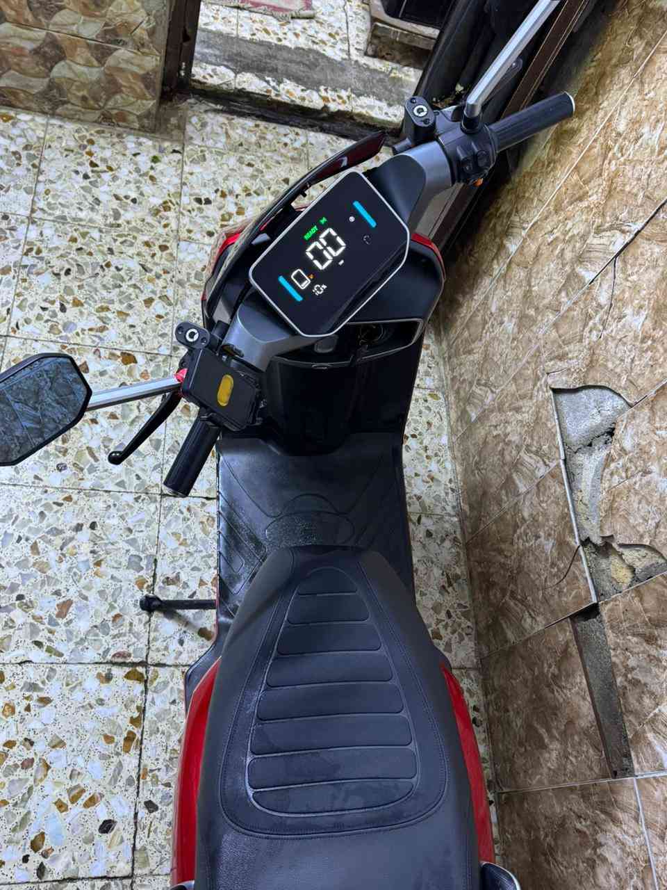 للبيع  زيرو صاله ١٠ أيام ما ماشيه  بغداد مدينه الصد ***********
