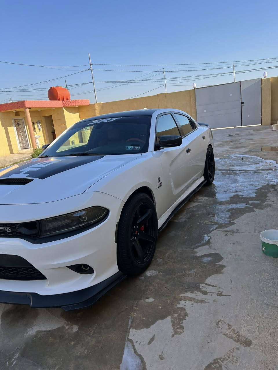السلام عليكم
من رخصة الادمن .
جارجر 2019  RT -5700 هيمي فول المواصفات.
فتحه
كشن حضن 
دكمة سبورت
دكمة سوبر أتراك باك 
كامرا 
حساس خلفي 
نقطة عمياء 
ويل 20 نجمة 
هواي بيها مواصفات 
حادثها كما مرفق في الصوره الجاملغ الأمامي وملاونين نص من الباب جهة السايق البنيد والجاملغ العكس كلير من امريكا بدون دواخل وبدون اي ضرر لا شاصي ولا لغط كفاله  مكينه وكير كفالة العنوان بابل — الحلة 
للتواصل عبر رقم الهاتف 
*********** غير متواجد على النت والله يرزق الجميع .
