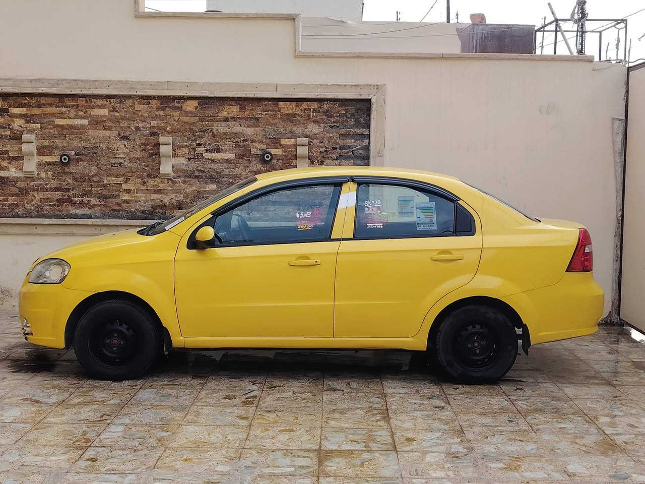 السلام عليكم.
افيو 2008 كوري.
التفاصيل:| 
رقم مميز صلاح الدين بسمي شرط التحويل وكاله كير مكينه شرط المكينه معمره جديد وحتا البساتن مشرحه حتا اذا انقطع قايش ماياثر على الولفات وفقط الطخه الموضحه في الصورة الجاملغ الخلفي حد السهم الي بل صوره والبدنه مثل ماموضح في الصورة صغير جدا مكاني الموصل الأيمن
والسعر59 باقي التفاصيل اتصل على الرقم:7512271097‬أو ***********
