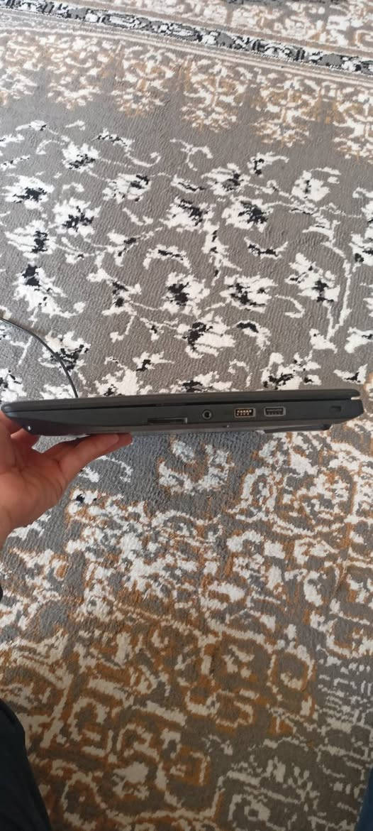 لينوفو للبيع 
كور 5 جيل السادس
هارد 256 ssd
رام 8 كيكا ddr4
شاشه 14.1
بطاريه ممتازه
ملحقات شاحنه + ماوس
السعر 175


**إذا كنت صاحب هذا الإعلان وتريد حذفه لأي سبب، رجاءا أرسل رسالة إلى الدعم الفني**