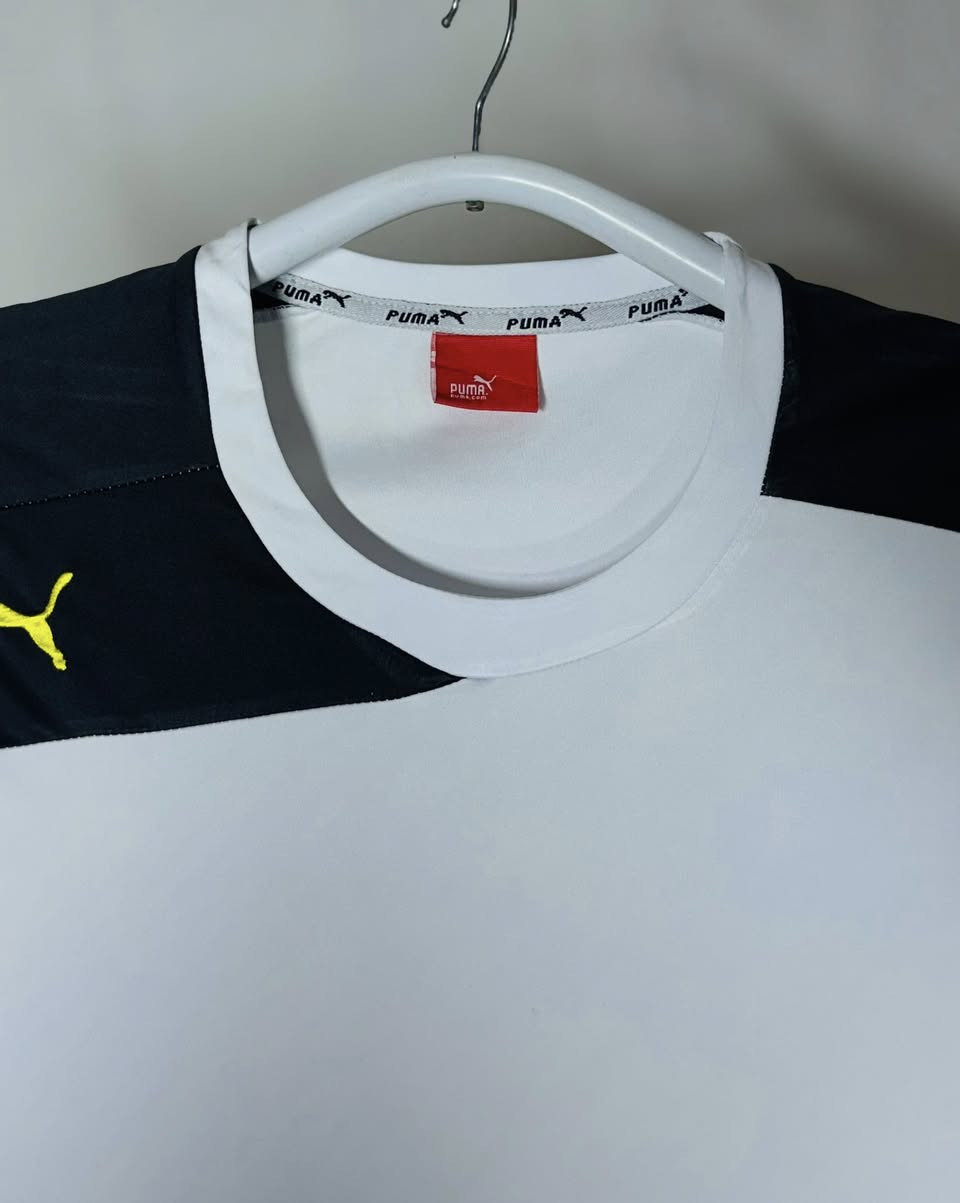 تشيرت   ماركه (بومه)
القياس XL
النظافه 💯/💯  

يوجد توصيل 🚚 (بغداد -محافظات )
☎️رقم الهاتف :***********

للحجز -دايركت
