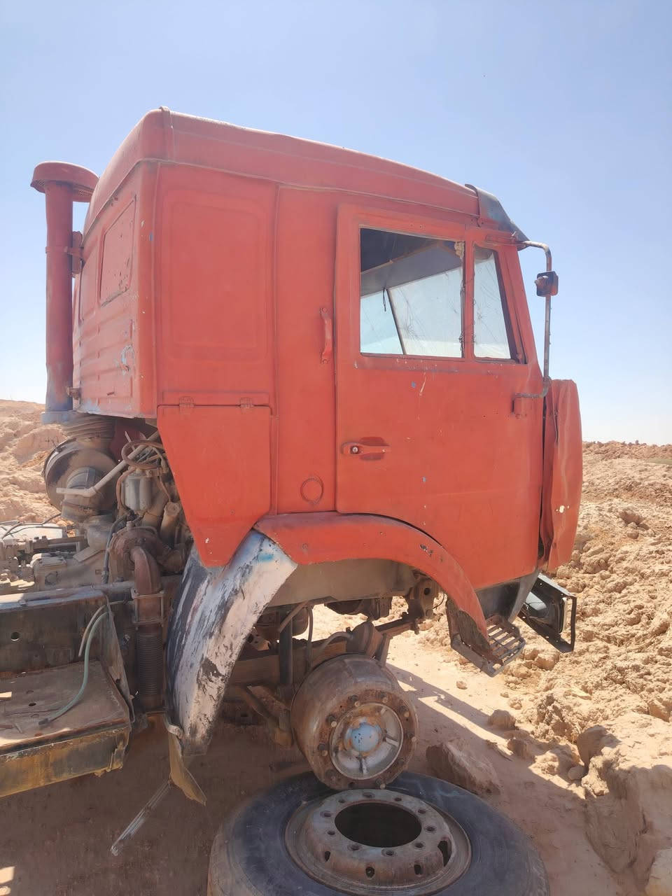 سلام عليكم كماز للبيع مكان نجف تفاصيل خاص رقم الهاتف ***********
