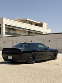 جالنجر موديل 2015   ‏ rt 5.7.              V8.             Super track...
