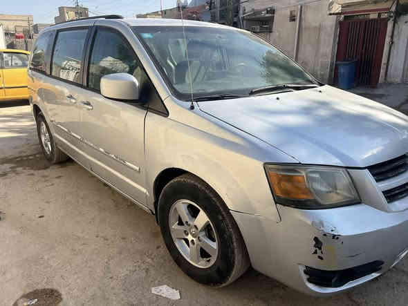 دوج كرفان 2009 .3800 .7راكب 3قطع تبريد
 (تبريد بي ليك) ضربتها بچم صبغ عام السعر100$
***********
