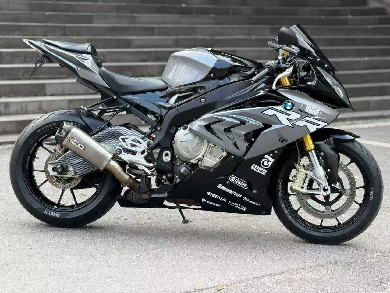 BMW S1000RR
2016
80ورقه
ضمان  محرك گير بدون حادث
هزا دراجه بل خارج 
بعد ٤٥-٩٠ من دفع وصل سليمانيه
***********
***********
***********
اعزا كرام كل دراجات بل خارج بعد ٤٥-٩٠ وصل 

أعتذر إن تسببت هذه المنشورات في مشاكل لبعض الأشخاص.

أي شخص لديه شركة نقل في الصين أو اليابان، سأرسل الدراجة النارية إليه. جميع الدراجات النارية أرخص.
٥٠٠$
وبالمناسبة، هذه الأسعار صحيحة.

لقد صُدم بعض الناس بشدة، يا أعزائي.

أؤكد لكم أنني سأجعله أرخص آنشالله 
شكران للمدير كروب

‏https://www.tiktok.com/@madeinjapan919?_r=1&_t=ZS-92jOpMF0D3q

‏https://www.tiktok.com/@samuraiskill1?_r=1&_t=ZS-92jOrywJb6u
 یمکن تابعنی علی تیک توک
