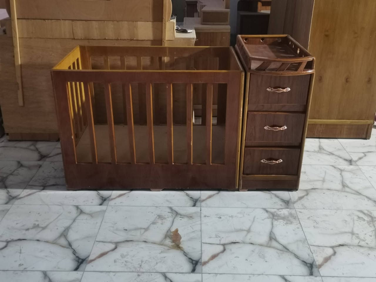 جاربي مال طفل تزكام كلش نضيف تزكام درج اولا نضيف كلش مثل ما وضح بل الصورة معرض السلام البيع والشراء المواد المنزلية الجديد والمستخدم رقم الهاتف ***********
