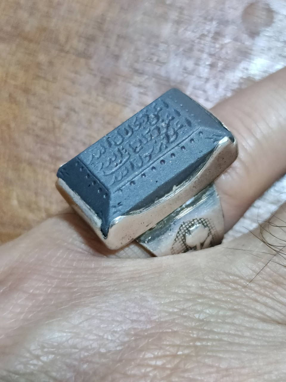 حديد يصني طبيعي شرط أصلي همتايت مخطوط في27 رجب الجلالات السبعة مع صياغة فضه ثقيل


**إذا كنت صاحب هذا الإعلان وتريد حذفه لأي سبب، رجاءا أرسل رسالة إلى الدعم الفني**