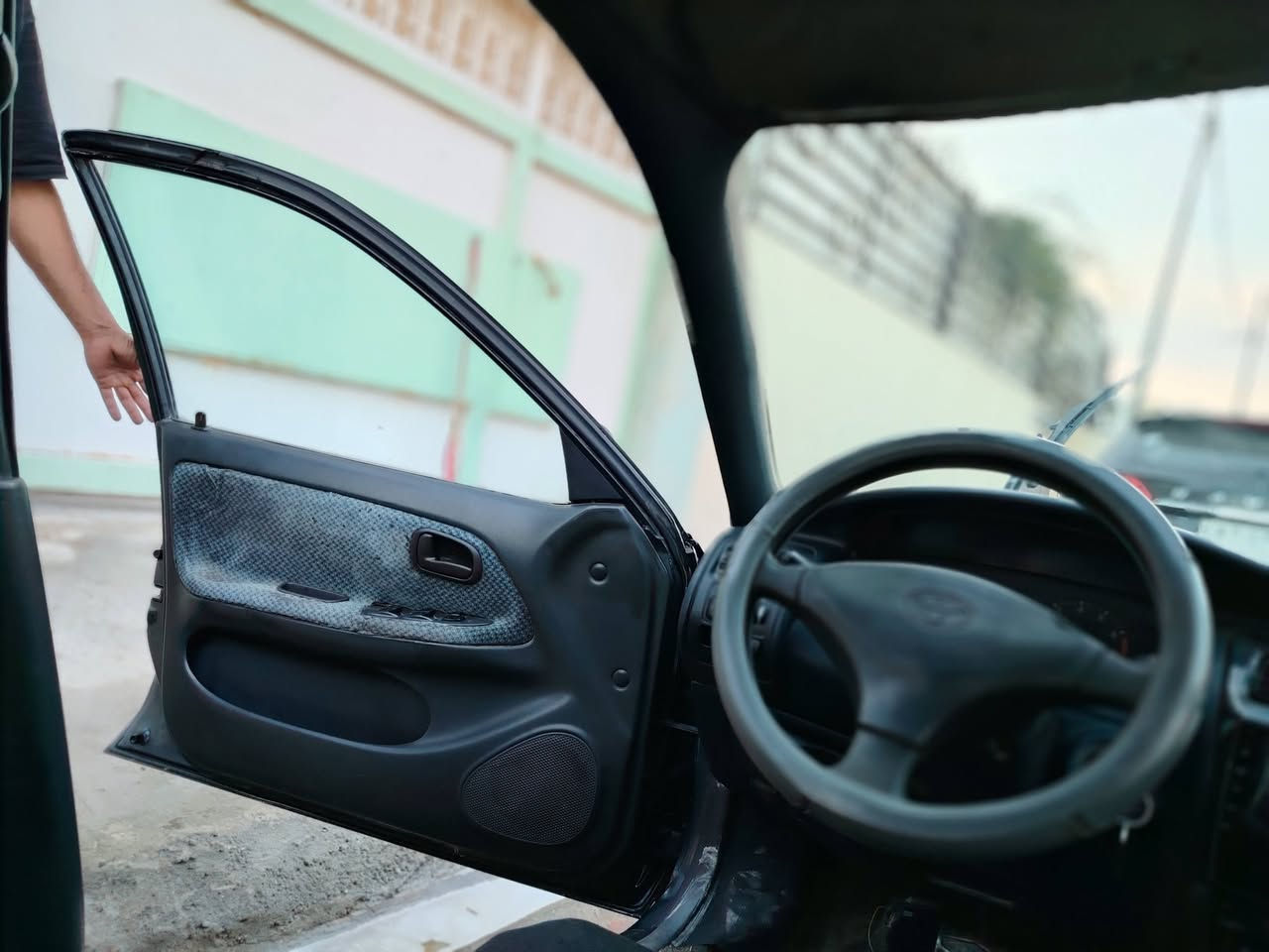 السلام عليكم
كورلا 1992للبيع سياره بلاديه بدون حادث قوي حداديه جديده تبريد ثلج شغال كهربائيات كل شغال سنويه ساقطه راعيه يريد مداور رقم بغداد السياره جاهزه من كلشي عوزه فقط صبغ للجماليه سياره جداً نضيفه مكينه 1600 بيه بخار سعره 38قفل سياره مكاني نجف رقمي ***********
