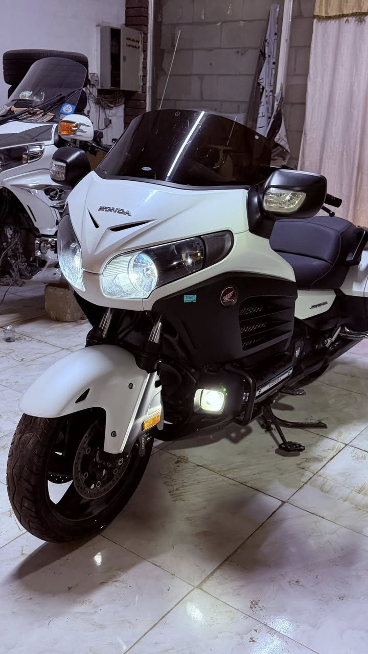 من رخصه مدير الكروب المحترم
كولدونك حاويه 2016بدون حادث مكانهه ديوانيه سعرهه 95$بيع فقط***********
