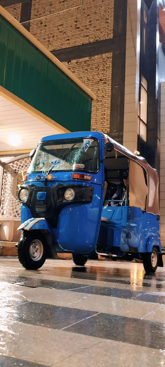 سلام عليكم تكتك لبيع مديل 22شهر 10مرقم رقم بصره لوحات عربي وطالع النكليزي بس سلم العربي بيه دحجه وره ودحجه بل غد ولباقي كفاله المحرك مجفت تجفيت شركه تكتك جاهزه عله خير حبايه كبل لشارع مكاني ناصريه مركز رقم الهاتف ***********
