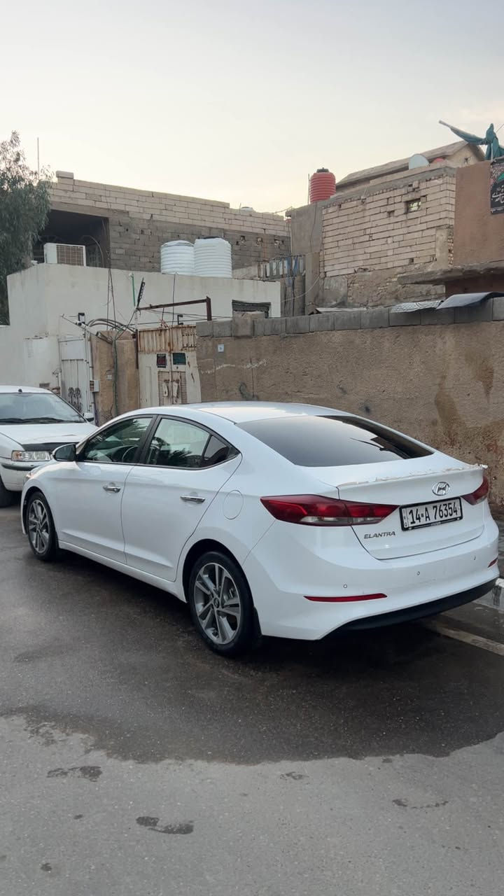 سلام عليكم شباب النترا 2019 خليجي سوبر فول مواصفات عدا البصمه سياره كفاله ضربه صبغ تبديل حته بارد مابيه بس حالوب كلش خفيف رقم بصرة تحويل راعيه يريد تحويل سياره
خمسه ويكل كب فتحه حساسات لد امامي مكينه كير حداده كفاله سياره كلش جديده ومعتني بيه 
مكان بصرة دور الضباط
سعر155بيه مجال بسيط حك الجيه بيع فقط
اتصال ***********
واتساب *********** البصرة, العراق
