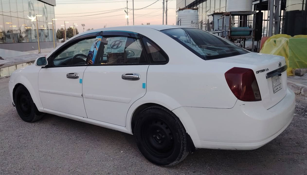 ابتره موديل 2009 وارد خليجي مكينه وكير اوتماتيك وحداديه وتخم تاير وكهربائيات كل شغاله سياره جاهزه مال جناي السياره كفالة السعر (66) وبيه مجال الرقم ***********
