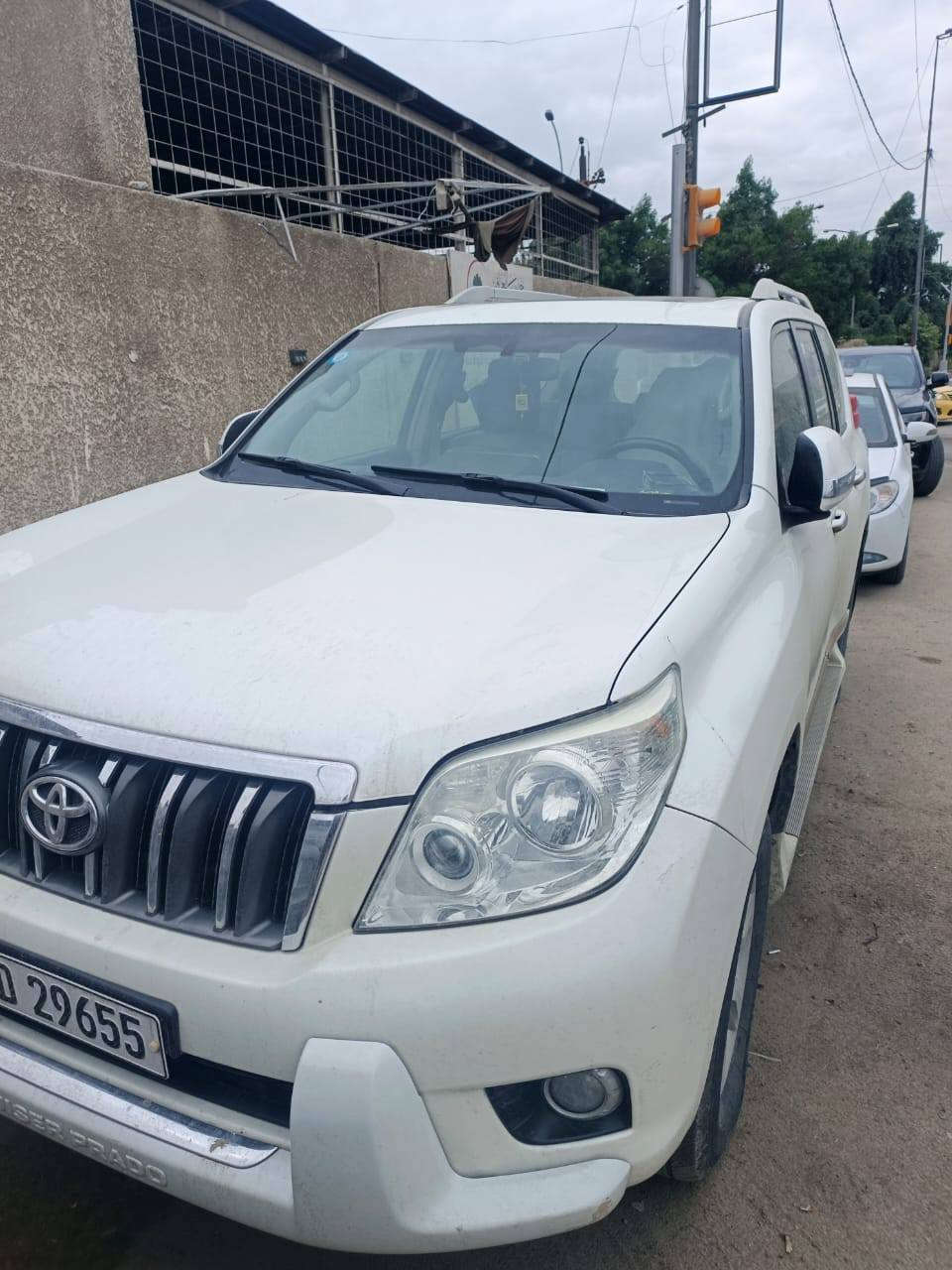 ابرادو رقم بغداد الجديد بسمي موديل ٢٠١٢ 6سلندر دبل تانكي كويتي مكفولة ماعدا هاي الضربة السعر مناسب *********** ***********
