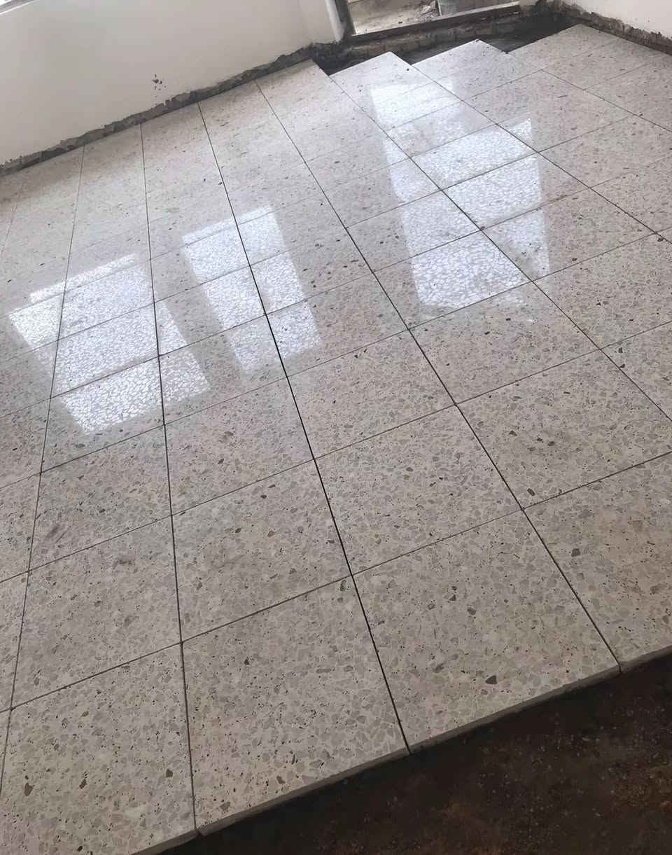 خلفة سيراميك و ارضيات حاليا متفرغ 
مكاني بغداد الشعب رقمي ***********
