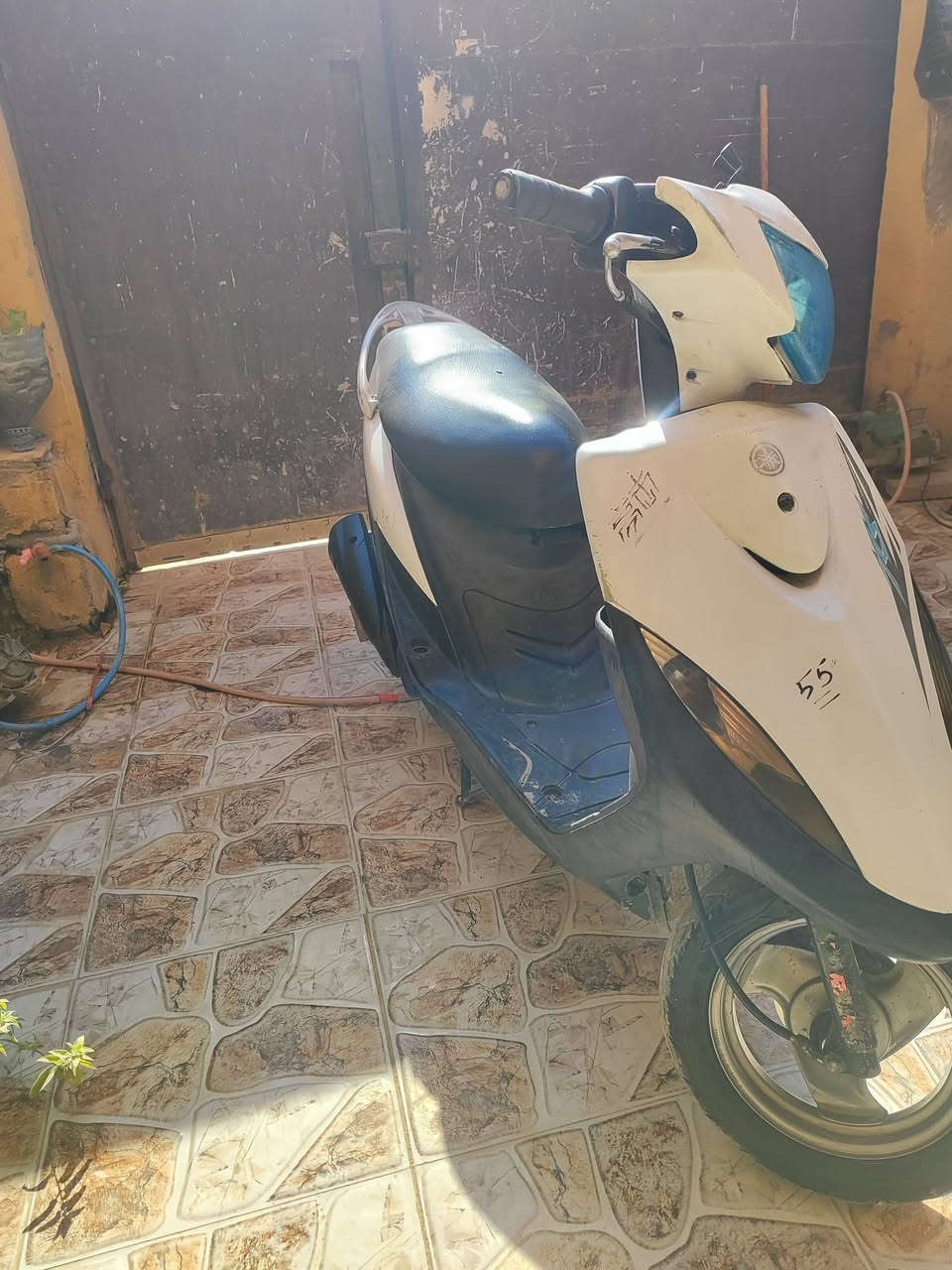 سلام عليكم ماكس عدله دراجه نضيفه بلاديه نكره سلف بكل وقت كلها شغاله ولا برغي نقص سعر 500بيها مجال مكان مجسر لمفرق ستفسار ***********

