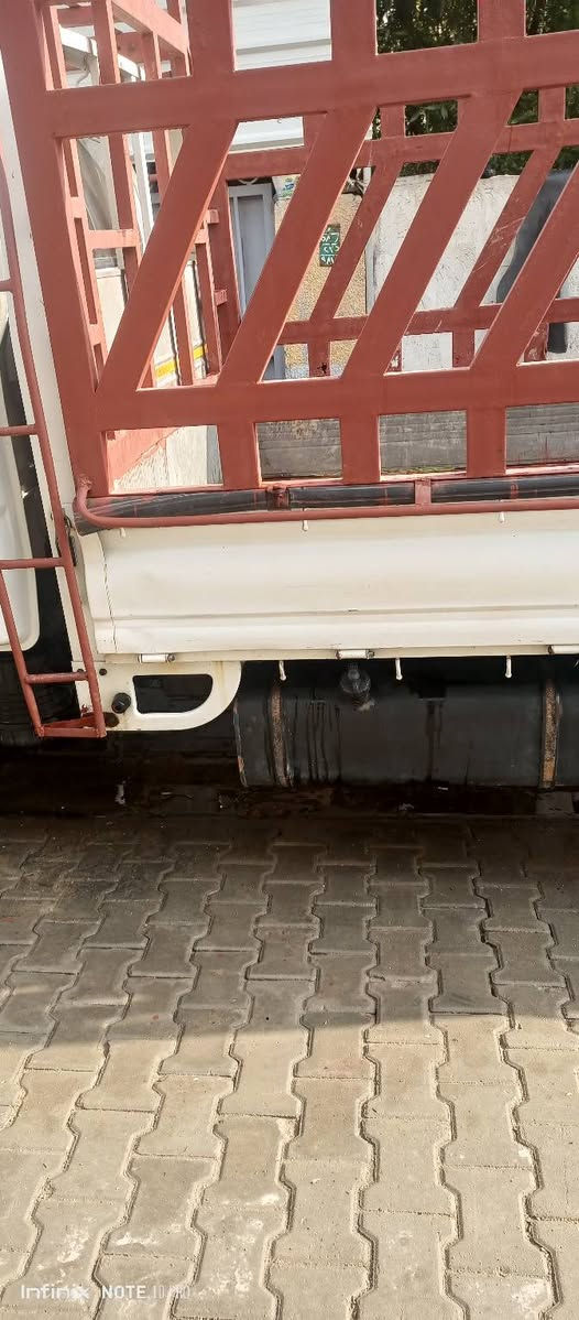 سلام عليكم للبيع فحل موديل 2017
مكان سيارة بغداد شعب    كلشي موضح بل فيديوو 
سيارة مكفوله كفاله عامه من ضربه ولحداديه  
محول  14 ستداد 27  رقم بغداد   بس تبريد مابيهه يرادلهه  راديتر    مكينه خير من الله.  كير مكفول 
ترايهه بصرة  سيارة جاهزة من كلشي  خير من الله وفضله 
سعر 130بيهه مجال حك جيه  كلشي اكوو بسوك  
تحويل ثاني يوم. سنويه 2027
***********
