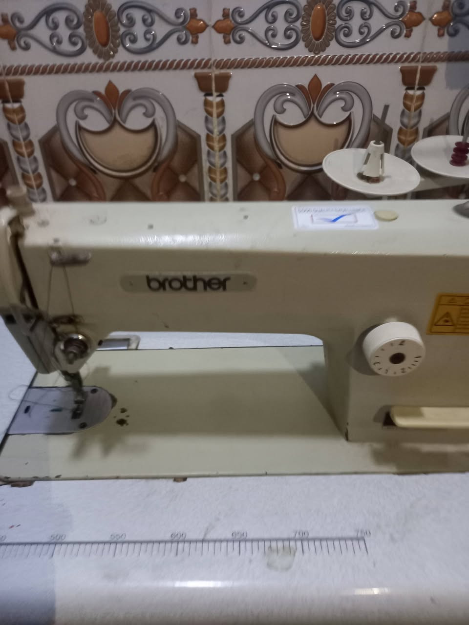 غرفة اخشاب مستعمله + مكينه خياطة للبيع
سعر الغرفة 400 الف 

سعر المكينة 225 الف
للإستفسار اكثر التواصل عبر الواتساب 
***********
