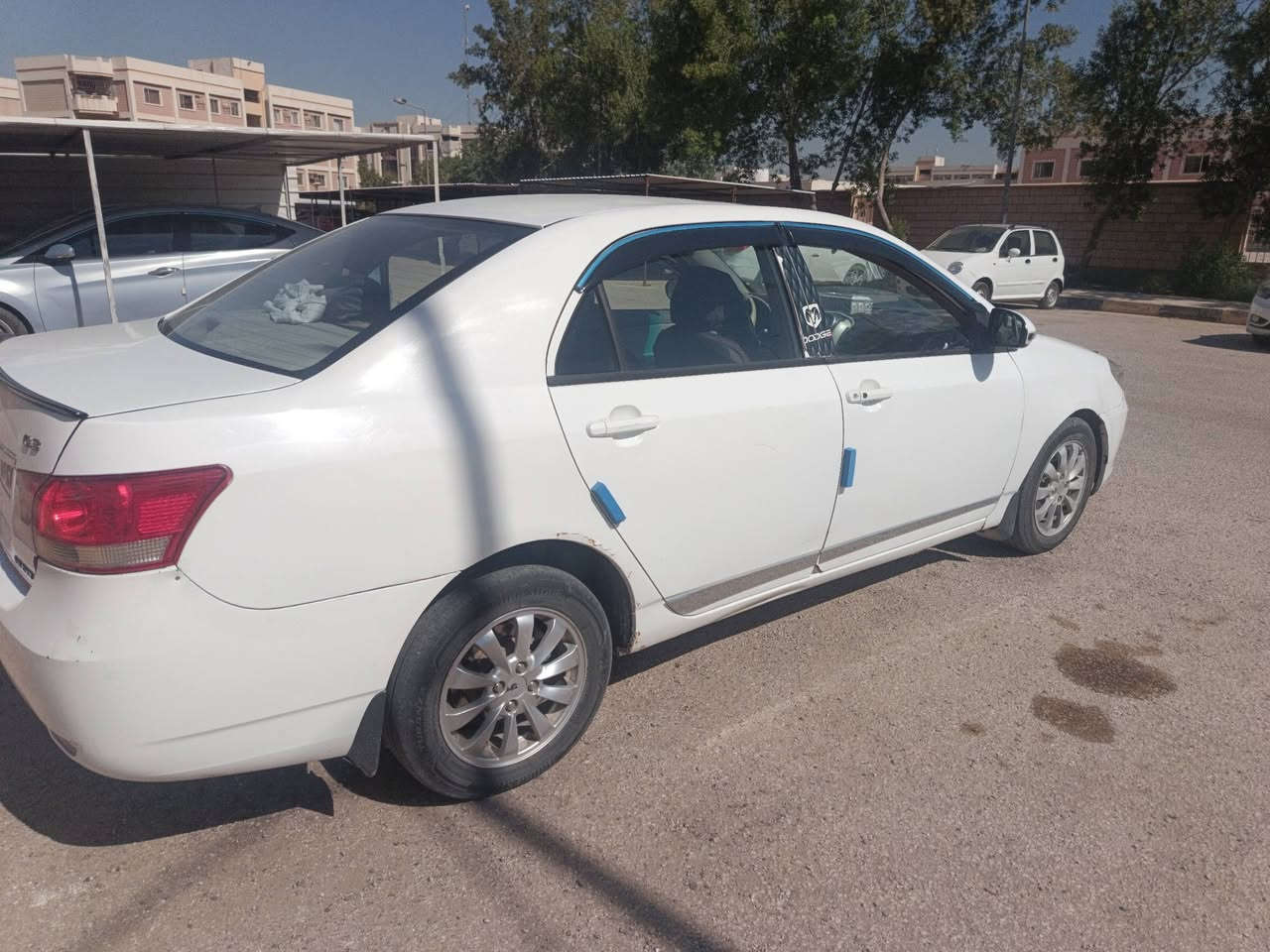 السلام عليكم بيوايدي g3  موديل 2013 رقم كربلاء انكليزي بأسمي المواصفات 
((اشاير بالمري  _فتحه سقف  _ تحكم ستيرن _ بصمه تشغيل _ بصمه ابواب)) مواصفات 13 معروفه بعد
 
كير اوتماتيك بلاد خير من الله لا صفنه ولا عته ولا تأخير 
  نقص تبريد كمبريسر بي صوت 
الكشر شوف العين تكلب وتقتنع وتاخذ مكانها حله (( بيع او مراوس بسيارة اوتماتيك حسب القناعه)) السعر 48 وبيها مجال 
*********** اتصال 
((*********** اتصال او واتساب ))
