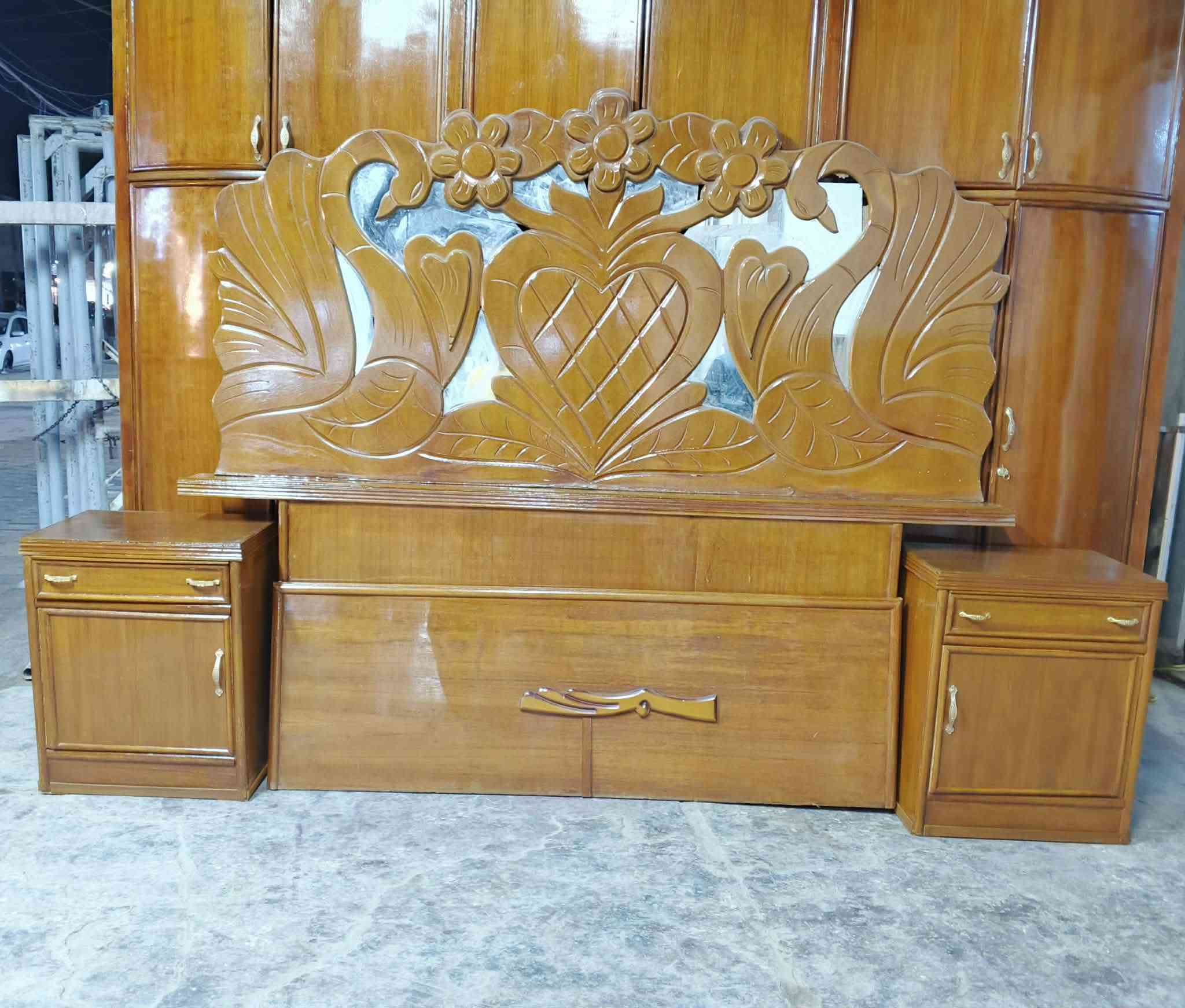 غرفه نوم صاج داخل وخارج نضيفه حيل اخت الجديده وناعمه 550 وبيها مجال مكان بالامين اكو توصيل رمزي


**إذا كنت صاحب هذا الإعلان وتريد حذفه لأي سبب، رجاءا أرسل رسالة إلى الدعم الفني**