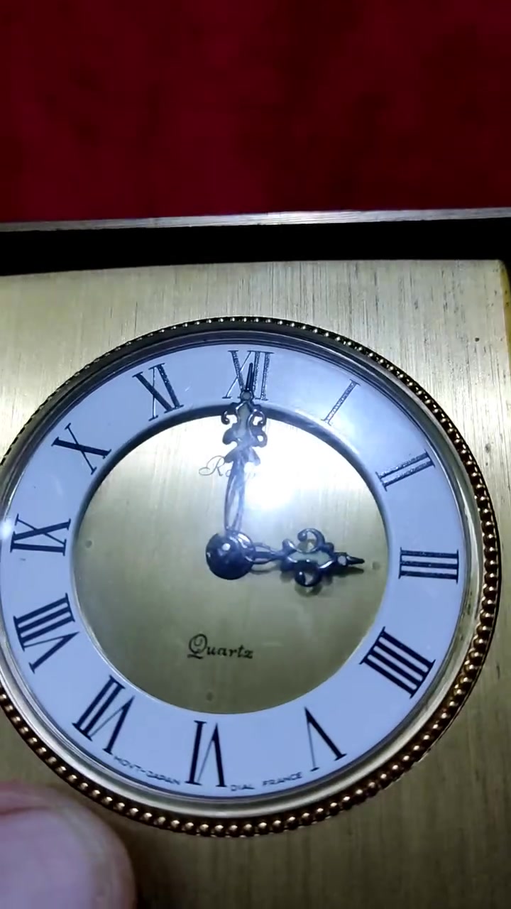 تابع الفديوات رجاء
سعر اربع قطع ٧٥ مع التوصيل


**إذا كنت صاحب هذا الإعلان وتريد حذفه لأي سبب، رجاءا أرسل رسالة إلى الدعم الفني**