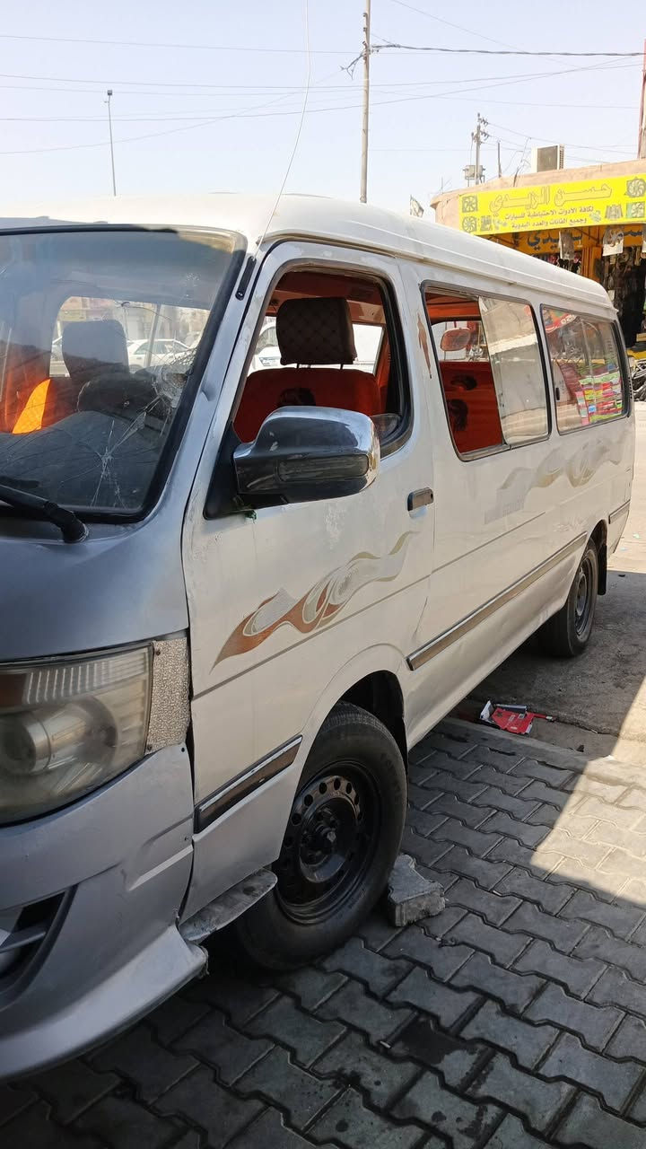 فتون لبيع سياره مكينه كير تخم تاير سياره حره ابيع موصليه سنويه ضايعه عندي سحب سنويتها 27 مكانها البصره السعر 32بيهه مجال ***********
