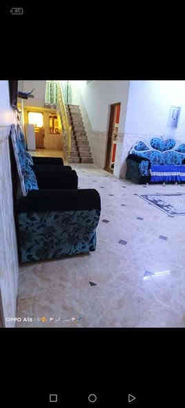 للبيع بيت زراعي سند 25 بي قرار محكمة  مساحة 408  متر بحي النفط الزراعي مقابل بانزين خانة الجيل الذهبي

البيت طابقين
الطابق الأول يتكون من ٣ غرفة  و(مطبخ حار وبارد ومخزن) و صالة وحمامات (واستقبال ومدخل وحمامات) و طارمة وكراج

الطابق الثاني يتكون من غرفتين و صالة و حمامات
(***********)
