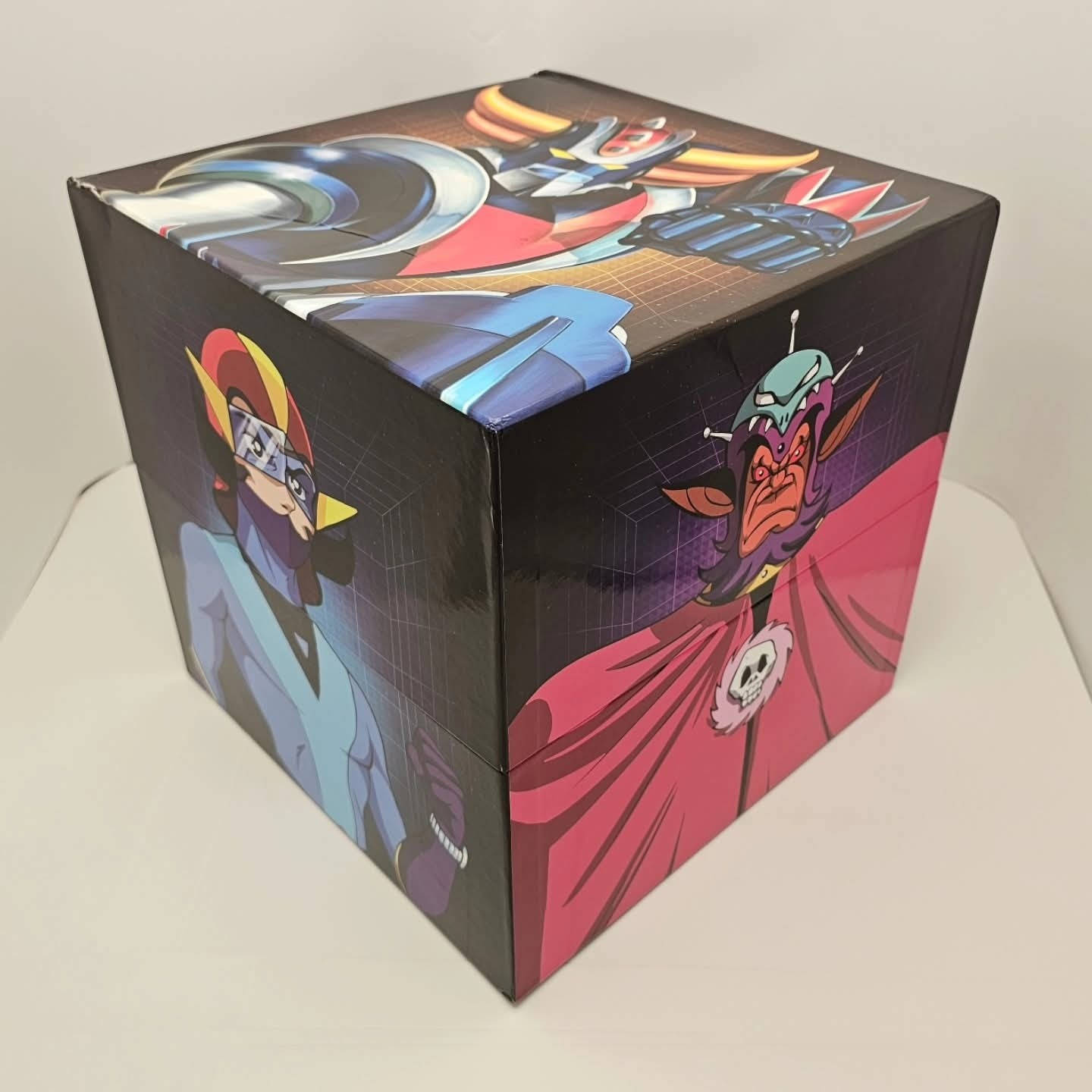 🔥🚀 عِش الأسطورة من جديد… جريندايزر بحلّة فخمة تليق بالجامعين! 🚀🔥

🎮 Grendizer – مغامرات الفضاء: وليمة الذئاب
🎁 إصدار الجامعين الحصري – PS5

مو مجرد لعبة… هذا إصدار نادر يجمع بين الذكريات والقوة والتفاصيل الأسطورية 👑

من أول ما تشوف البوكس الفاخر تعرف إن قدامك شي مميز… تصميم رسمي أنيق يعكس هيبة جريندايزر وقوة المواجهات الفضائية ⚡

---

💎 محتويات إصدار الجامعين:

✔️ تمثال جريندايزر فاخر بحجم مميز

تفاصيل دقيقة جداً بالدرع والأذرع

قاعدة عرض بتصميم المركبة الشائكة

ألوان احترافية ولمسات فنية واضحة

قطعة عرض تخلي أي غرفة ألعاب أو مكتب يلمع هيبة 🔥

✔️ علبة Steelbook معدنية حصرية بتصميم فني أنيق
✔️ Artbook رسمي مليان رسومات وتصاميم من داخل عالم اللعبة
✔️ بطاقات فنية مطبوعة بجودة عالية
✔️ ملصقات مميزة لعشاق الشخصية
✔️ نسخة اللعبة الكاملة على PS5

---

⚔️ عن التجربة:
معارك أرضية ملحمية، هجمات كلاسيكية مستوحاة من الأنمي الأصلي، ومراحل طيران فضائية تخليك تعيش أجواء الحنين مع جرافيك حديث وأداء قوي على PS5.

هذا الإصدار مو بس للعب… هذا للعرض، للاقتناء، وللي يعرف قيمة النسخ النادرة 💼✨

🎁 مناسب كهدية فخمة
📦 إصدار محدود
🔥 مطلوب بقوة من هواة التجميع

إذا تريد قطعة مميزة تزيد قيمة مجموعتك…
هذا هو الخيار الصح 💥

📩 للحجز والاستفسار راسلنا خاص او ***********
https://www.instagram.com/iraqiretroshop?igsh=OXp3czFkYXBmOWhq
