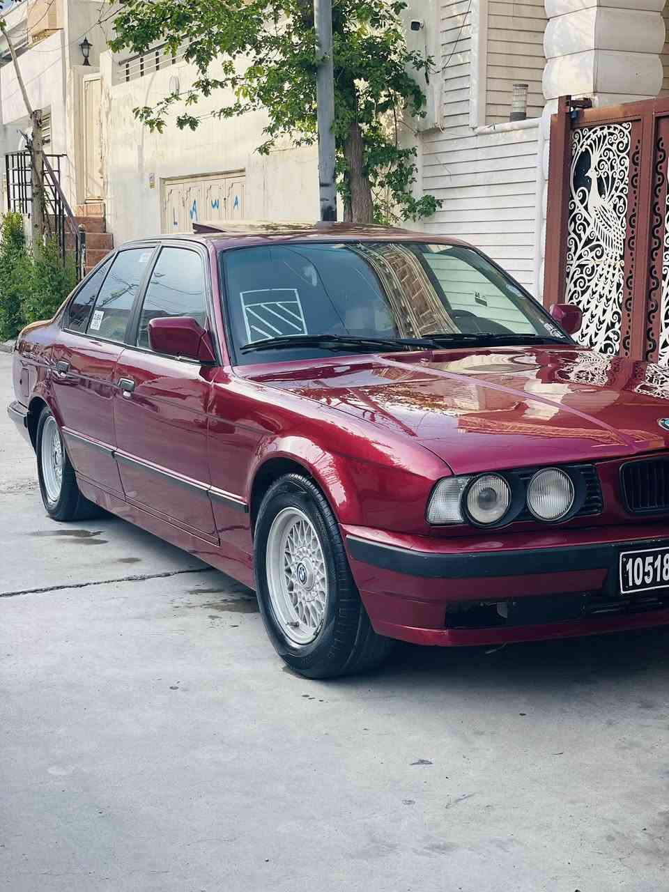 به ناوى خواى كەوره
BMW 525 
 سعرى 42 كَەڵا مەجاليّكى كەم
ئارمى پلاستيكى هەوليّر
ئوّتوماتيك
موّديّل / 1991
سلّايت
٤ تايەى لوك
2جام كارەبا
كَيّرو مه كينه به شەرتى لاى فيتەر 
 ئارم / ئەوەليات / غەرامە / براوه / بەشەرت
له سليّمانيم : ***********
