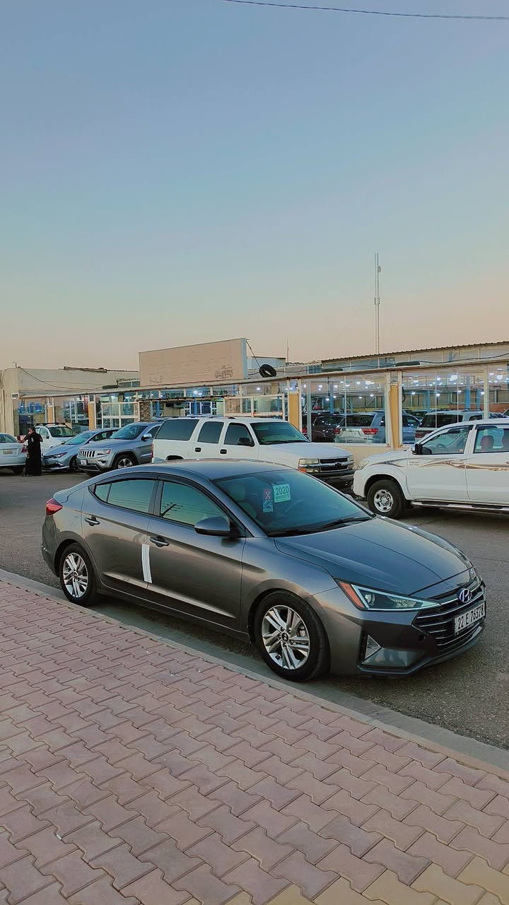 للبيع. النترا ٢٠٢٠ أمريكي
رقم أربيل الجديد تريد تحويل تريد وكالة. 
محرك ٢٠٠٠ دوش كفاله
رادارات جانبيه 
تحديد مسار
شاشه كامرا بلاديه
فول تحكم ستيرن
داخل جلد أوف وايت ملكي
لايت فول زنون
ماشيه ٨٠ ميل
تخم تاير حداديه كفاله
بدون تبديل ليبل واحد السياره رقم شاصي بلصور وسوف حادثهه
السعر ١٣٢ 
واسط الكوت ***********
