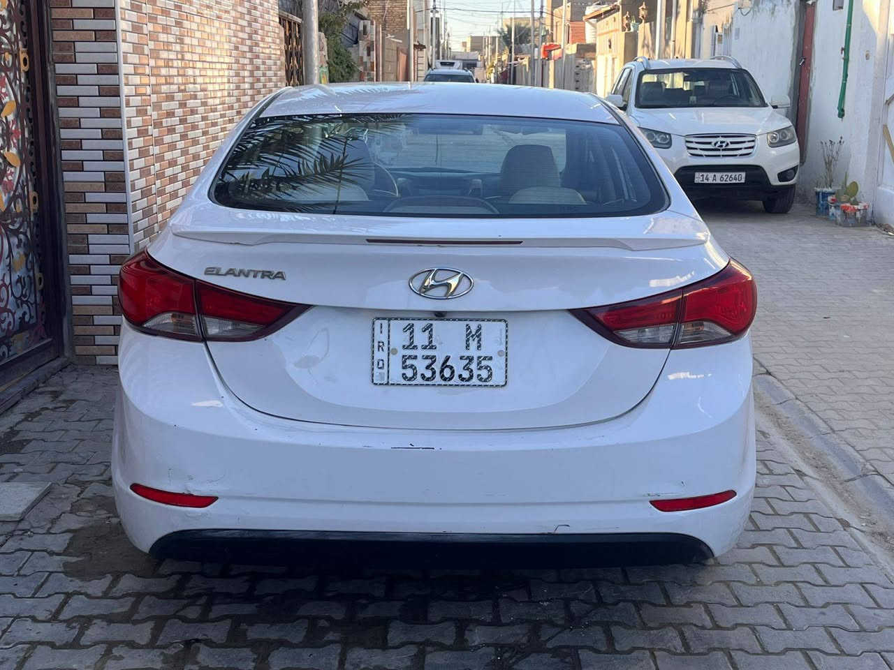 النترا صالون ٢٠١٦وارد خليجي رقم بغداد الدولي  هزه جديده  تحويل مباشر محرك ٢٠٠٠ (دوش المرغوب. لا تنقيص  ولا تبخير ) فتحة سقف ماشية ١٠٤ حقيقي كير اوتو   تايرات جدد. باتري جديد تبريد ثلج  غرفة نظيفه على وضع الشركه كامرا شاشه اشاير بالمري سياره حلوه ونظيفه وتراي زيروو مال جناي  بيها مكانين صبغ شبر بخشم الجاملغ الايسر  وشبر بالتكمه اليمنى غير واصل للداخل والباقي مكفول السياره احلى من الصور  تجي وتشوف بعينك  مسويلها سريفس كامل كلشي بيها شغال ربع مذب عليه السعر ١٤٠ وبيها مجال قليل مكاني النجف. رجاءا  اقرء المنشور وخابر لان كلشي ذاكر  الرقم *********** وبخدمتكم .
