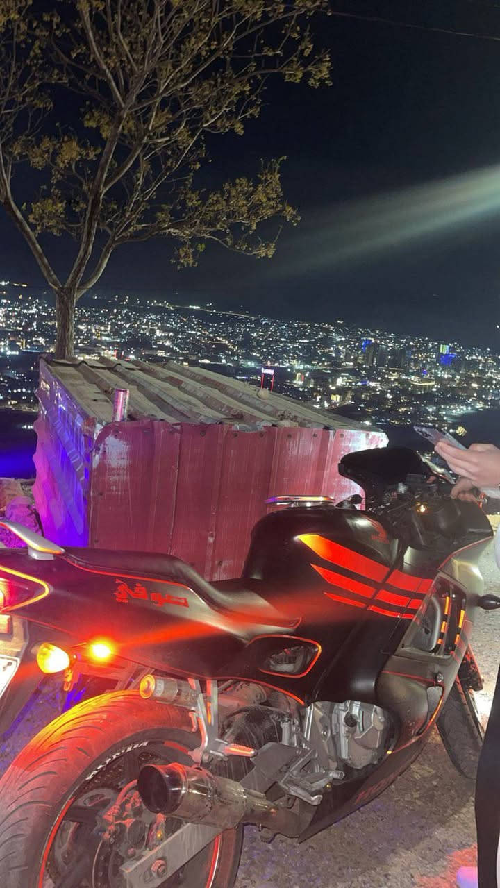 سلام عليكم انشط اف 3 للبيع موديل 2001 محرك كبس cc600دراجة مناقصلها شي غير تصعد بيها وتوكل   الكزوز عالم ثاني 🔥🔥 دراجة حيل نشطة بحيث بس تريد نمر مكاني بدهوك وسعر25  وبيه مجال كلش زين واتساب كورك ***********
