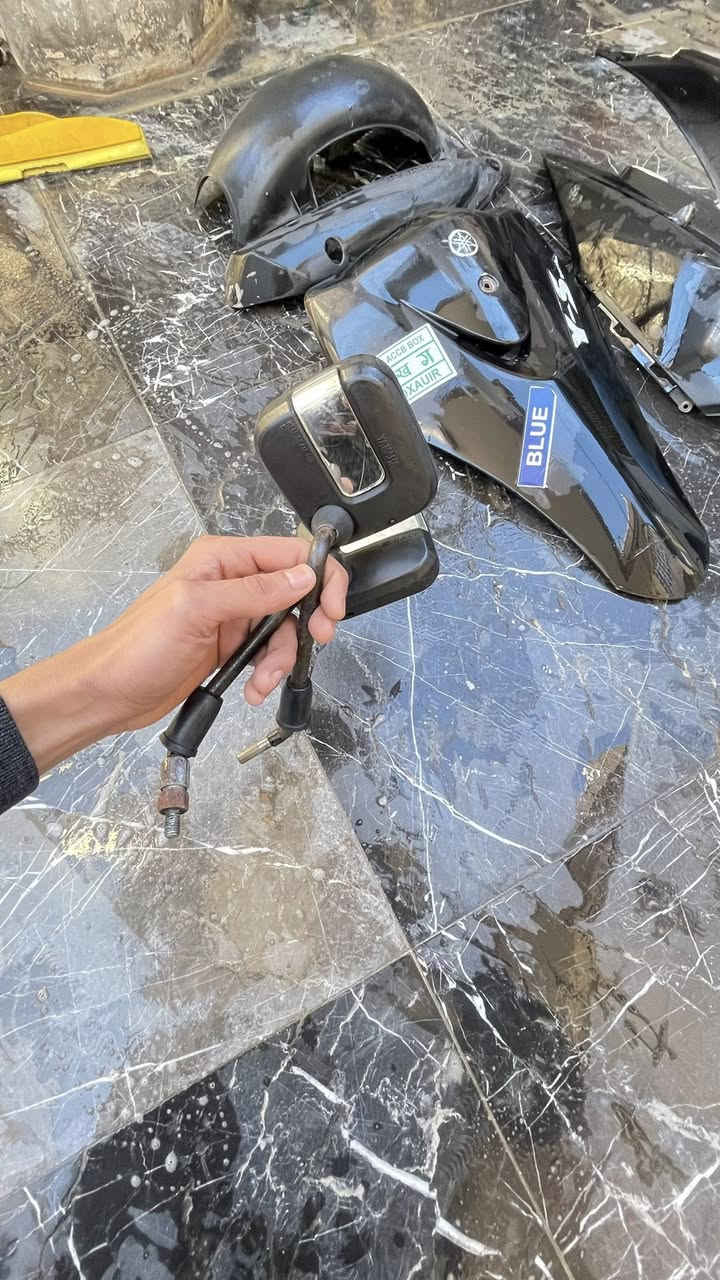 كفرات ب10 

مرايات ب15 تفصيخ بوليس اصل

بيعه سريعه / *********** البصره
