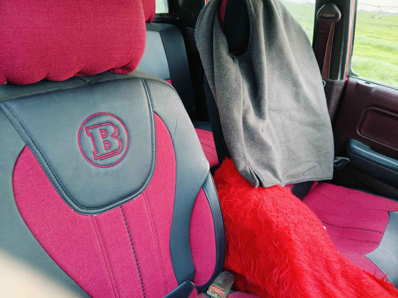 دير موديل 2009 بيها مكانات صبق تحت السكنات الخلفي واسفل باب البدي رقم نينوى اصفر عل تحويل كابون بانزين سعر 55بيها مجال مكان بعاج ***********
