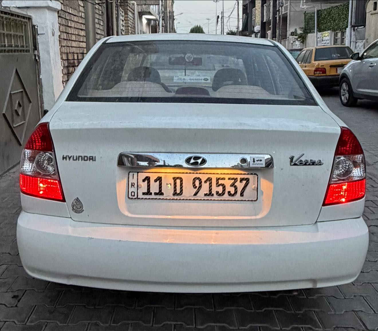 السلام عليكم فيرنا 2011 باسمي سياره لا ضربة ولا تبديل تخم تاير جديد مكينة كير مكفولات بغداد قرب ￼￼البنوك ￼رقم الهاتف ***********
